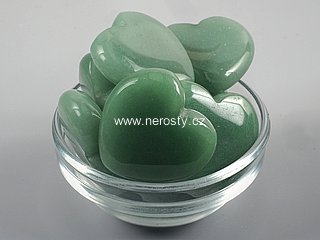 aventurine, vrtaný kámen