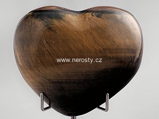 tiger eye, heart